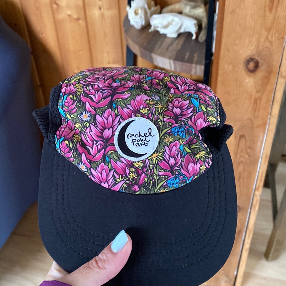 Rachel Pohl running hat